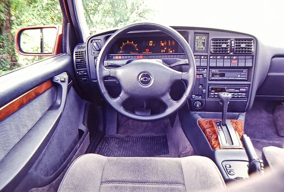 Interior Chevrolet Omega C.D. 4.1