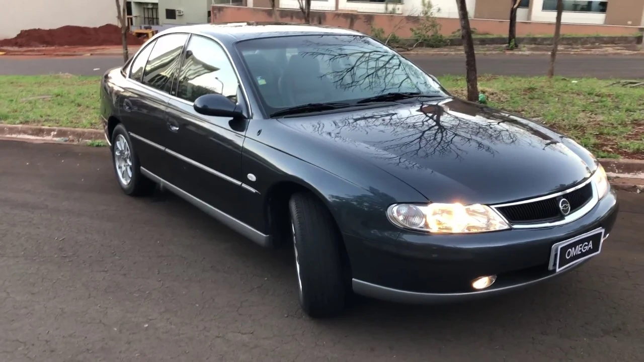 Omega australiano preto